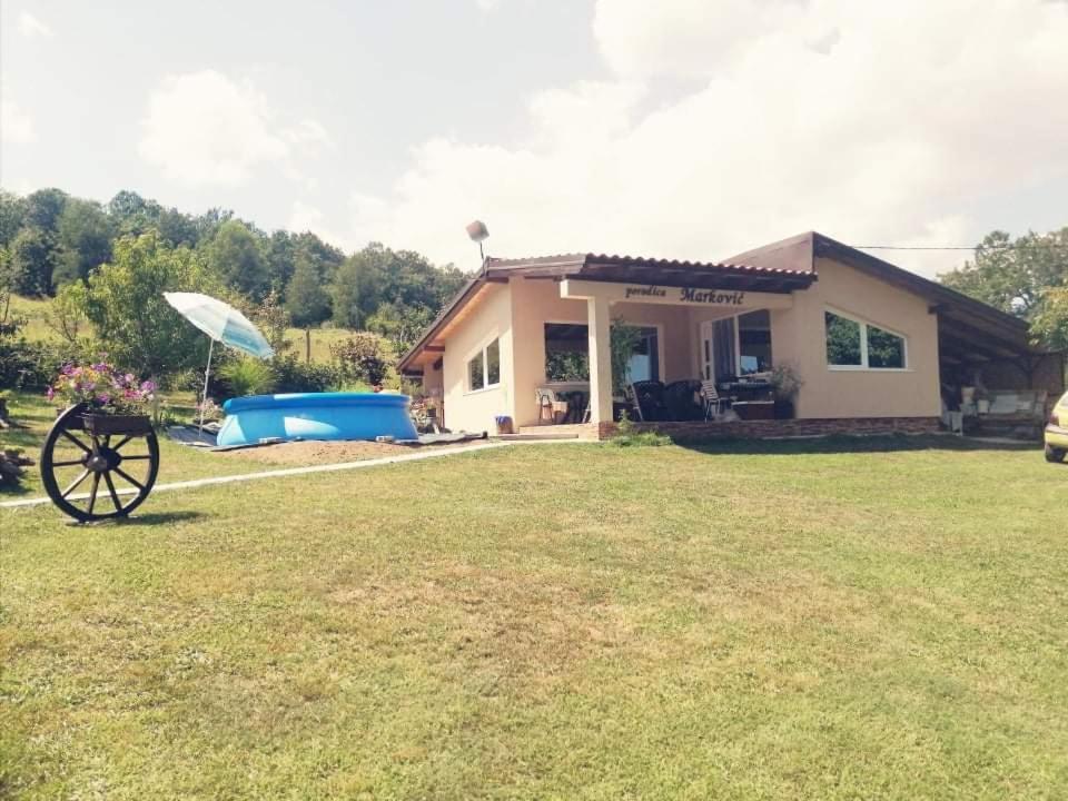 "Porodica Markovic" Borsko Jezero Beljevina Exteriör bild